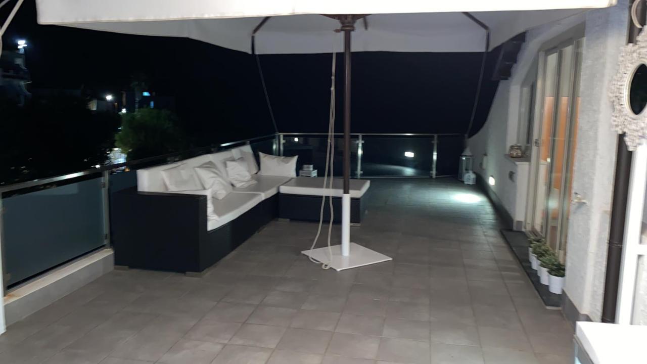 Appartamento Giardino sul mare Giardini Naxos Esterno foto