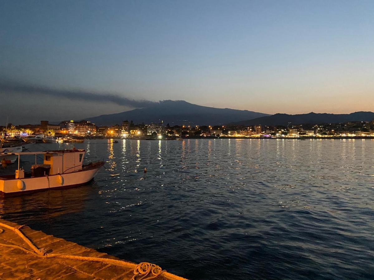 Appartamento Giardino sul mare Giardini Naxos Esterno foto