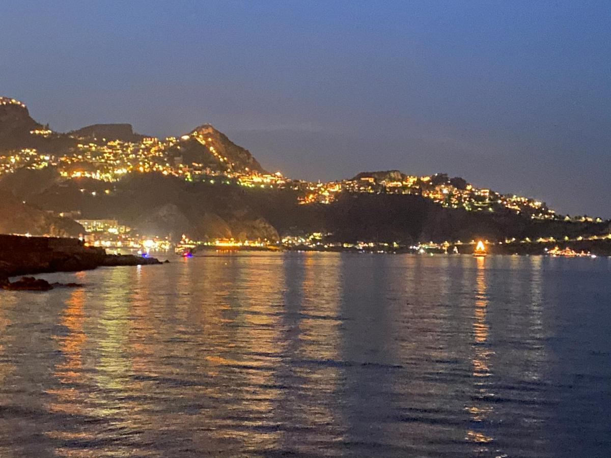 Appartamento Giardino sul mare Giardini Naxos Esterno foto